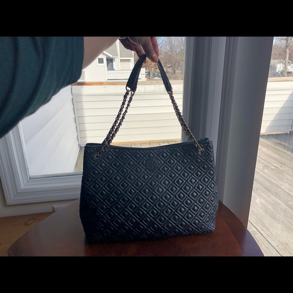 S⭕️LD‼️Tory Burch Marion Quilted Leather Tote - Picture 7 of 8